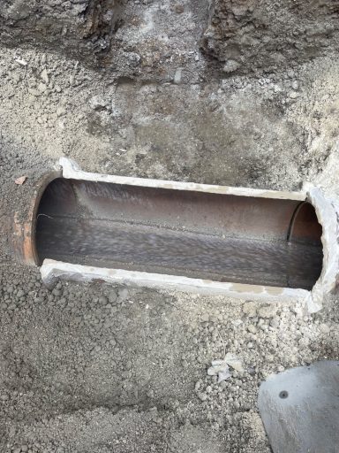 S106- Type B Manhole Sewer Connection